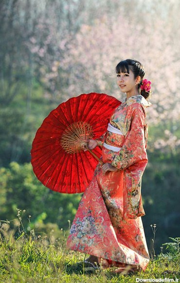 کیمونو چیست؟ تاریخچه لباس سنتی کشور ژاپن