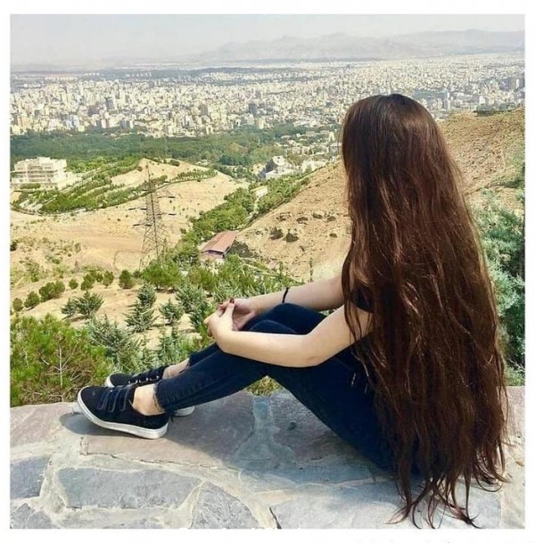 عکس فیک دخترونه طبیعی با موی کوتاه