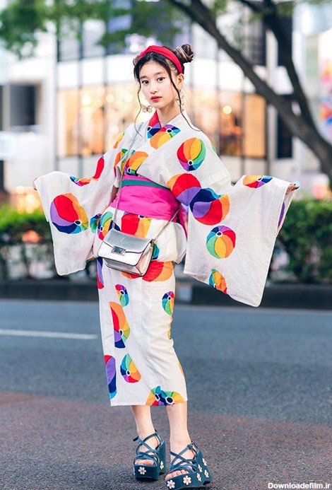 این مدل لباس ژاپنی، لباس محبوب تمام سلبریتی‌های دنیاست! - چی بپوشم