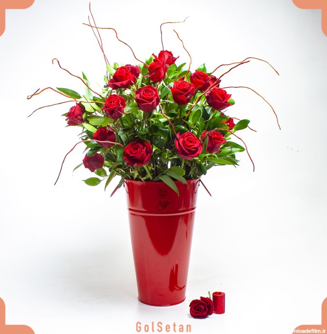 کاپ گل رز قرمز بلند - ظرف فلزی قرمز دسته دار | گُل‌سِتان