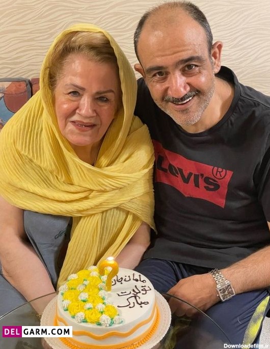 کیک تولد مادر مهران غفوریان