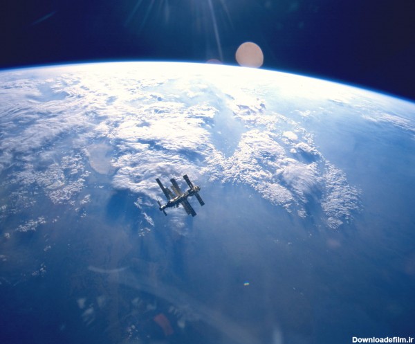 بک گراند واقعی عکس باکیفیت عالی از ناهمواری های سفید کره زمین از ناسا