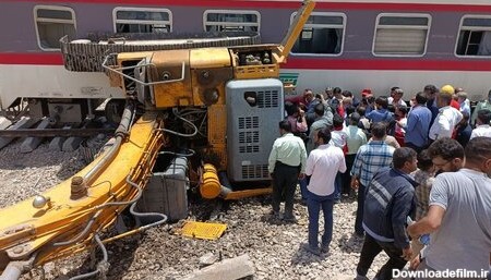 راننده بیل مکانیکی حادثه قطار مشهد - یزد زنده است ...