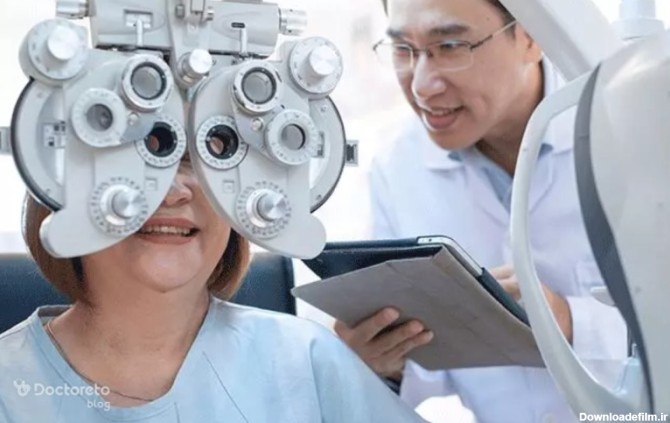 برای تشخیص انحراف چشم به اپتومتریست مراجعه کنید.