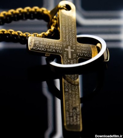 گردنبند صلیب حلقه دار طلایی