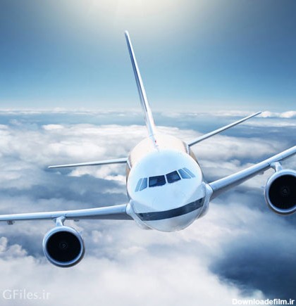 عکس پرواز هواپیما بالای ابرهای سفید رنگ متراکم در آسمان آبی