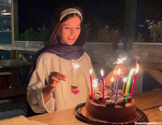 جشن تولد پردیس احمدیه در کافی شاپ /عکس