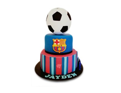 کیک تولد پسرانه-کیک تولد فوتبالی بارسلونا 3 | کیک آف