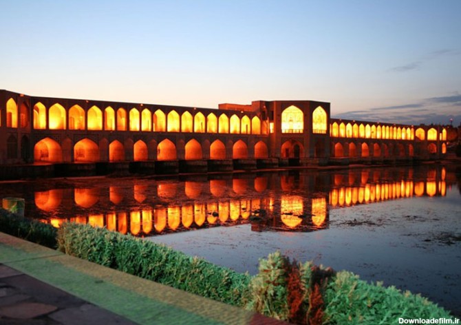 پل خواجوی از جاهای دیدنی اصفهان