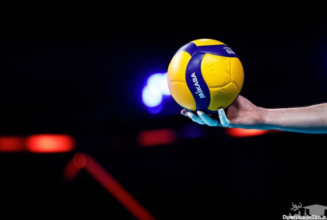تصاویری از مربی زن تیم والیبال بلژیک در ایران