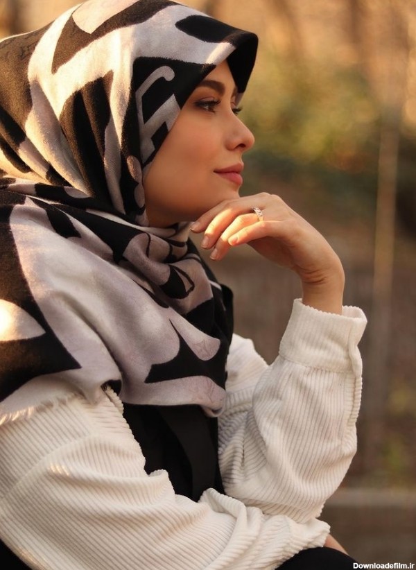 مجموعه عکس های دختر زیبا با حجاب (جدید)