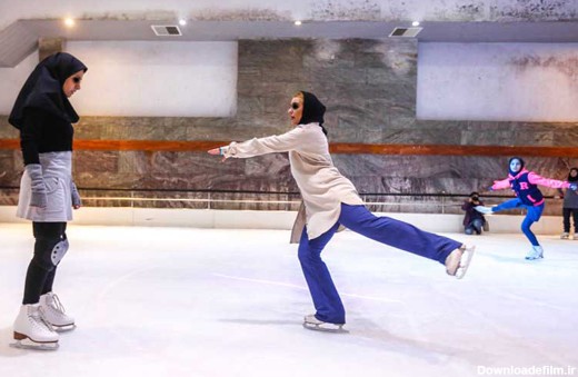 آموزش "رقص" با حجاب، به اسم "اسکیت روی یخ"!