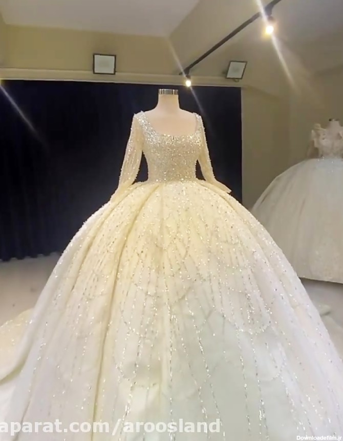 لباس عروس مدل پفی آستین دار - فروشگاه عروسلند