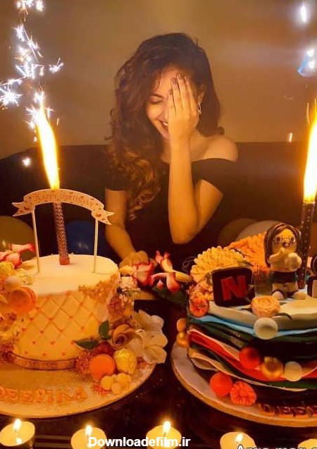 ژست عکس با کیک تولد برای خانم ها و آقایان در سنین مختلف
