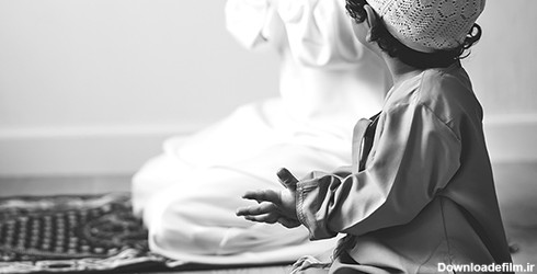 تصویر پسربچه مسلمان در حال نماز خواندن | فری پیک ایرانی | پیک فری ...