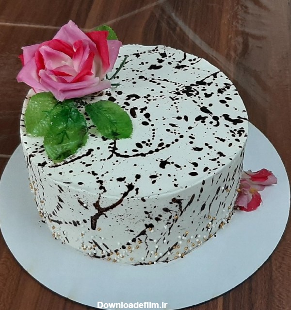 کیک تولد خوشگل برای تولد عزیزم | سرآشپز پاپیون