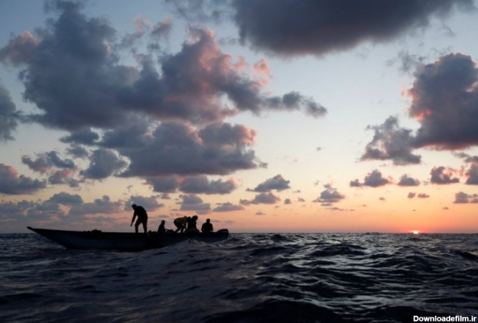 در نتیجه غرق شدن یک قایق ۵ مهاجر در سواحل ترکیه جان باختند ...