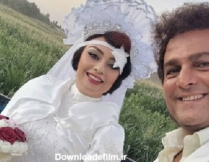 یکتا ناصر در لباس عروس، پشت نیسان آبی/ عکس - خبرآنلاین