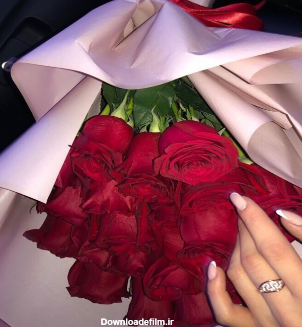 دسته گل عاشقانه برای هدیه به نامزد