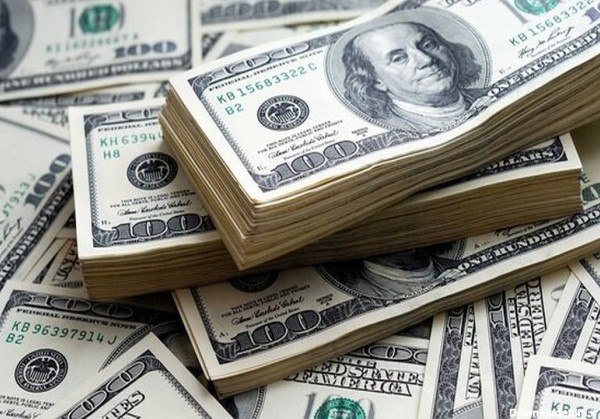 دلار وارد کانال 19 هزار تومان شد/ عکس | پایگاه خبری جماران