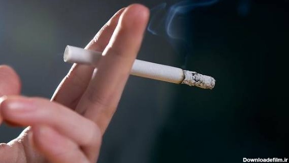 دخترانی که جوانی خود را دود می‌کنند/ آیا سیگار کشیدن نشانه روشنفکری است؟