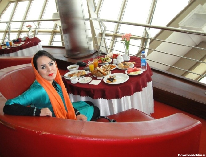 اطلاعات کامل رستوران گردان برج میلاد در شهر تهران، ایران | لست‌سکند