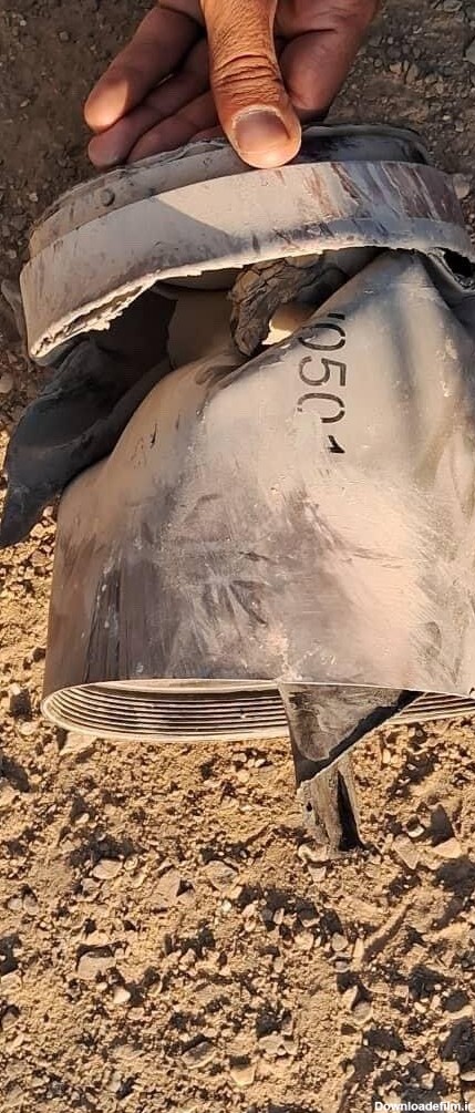 عکس/ تصویری از بقایای موشک‌های پاکستان در خاک ایران