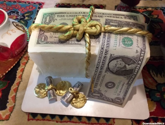 کیک تولد سفارشی مردانه طرح دلار | سرآشپز پاپیون