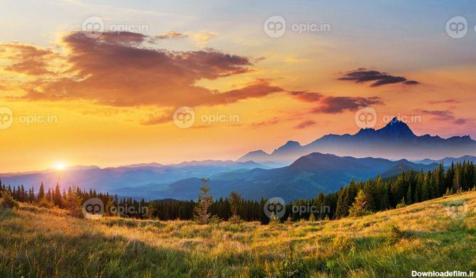 دانلود عکس غروب خورشید در منظره کوهستان | اوپیک