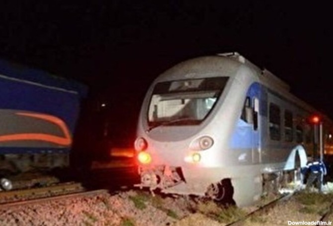 جزییات بیش از 10 ساعت حبس مسافران قطار قم ـ مشهد + عکس | پایگاه ...