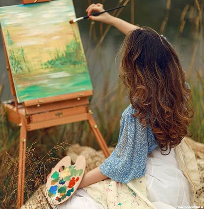 عکس پروفایل دخترونه دختری در حال نقاشی - دانلود رایگان - پارس پی ان جی