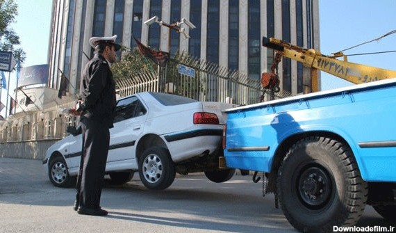 آیا پلیس حق حمل خودرو با جرثقیل در حضور مالک را دارد؟ - خبرآنلاین