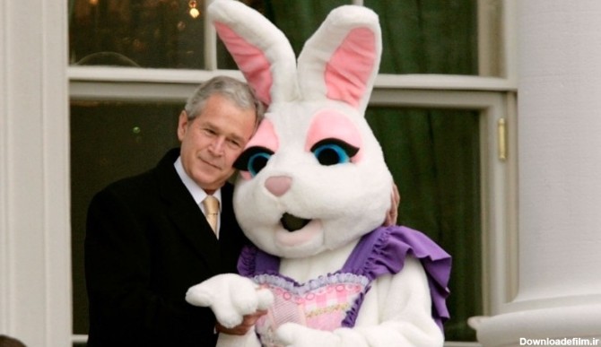 سخنگوی جدید کاخ سفید در لباس خرگوش (+عکس)