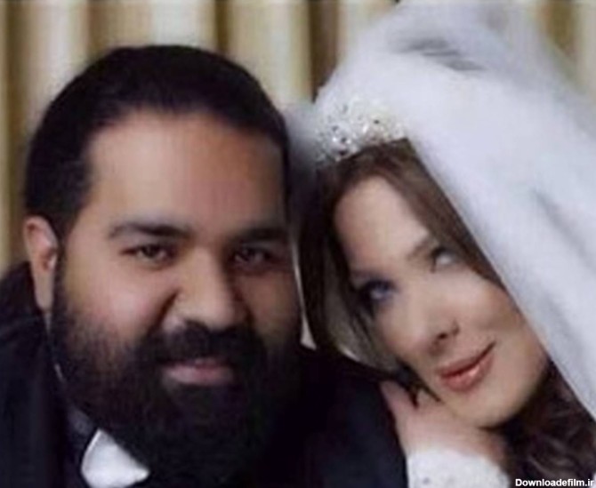 انتشار عکس خصوصی عروسی آقای خواننده و همسر زیبایش!