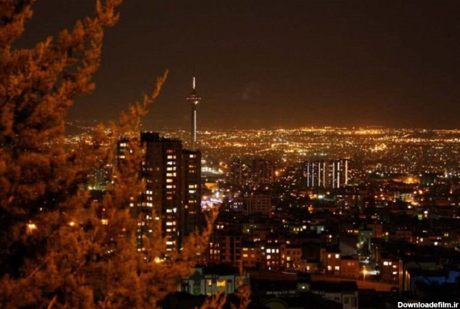 بام تهران از جاهای دیدنی تهران در شب