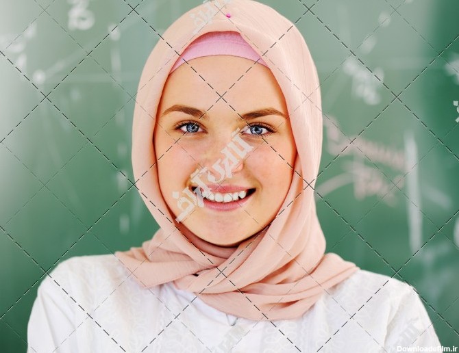 دانلود تصویر با کیفیت دختر جوان با حجاب اسلامی