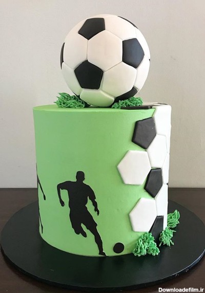 مدل کیک تولد پسرانه زمین فوتبال