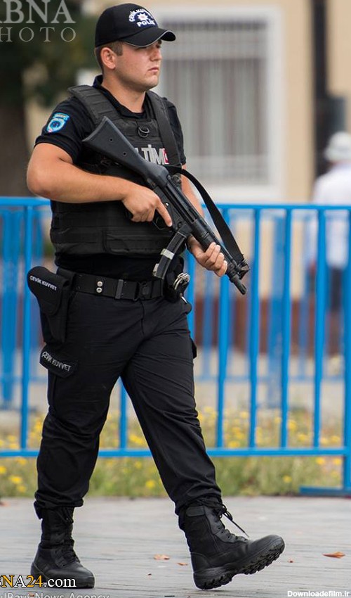 تصاویر/ تدابیر شدید امنیتی در شهرهای ترکیه