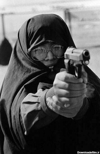 فرارو | (تصاویر) زنان در جبهه‌های جنگ