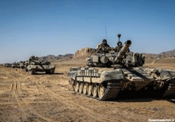 ببینید | رزمایش تانک‌های T-72 نیروی زمینی ارتش در سواحل مکران