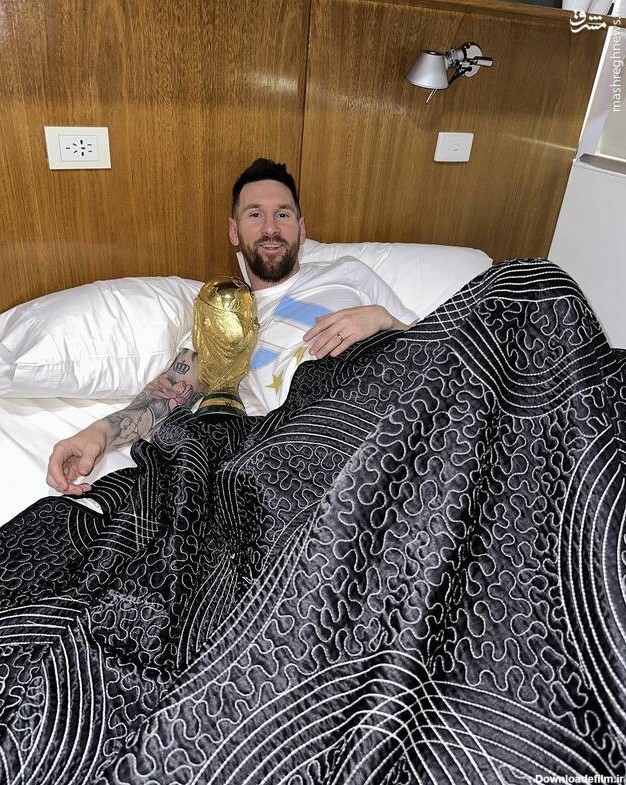 مشرق نیوز - عکس/ خواب مسی با جام جهانی تعبیر شد
