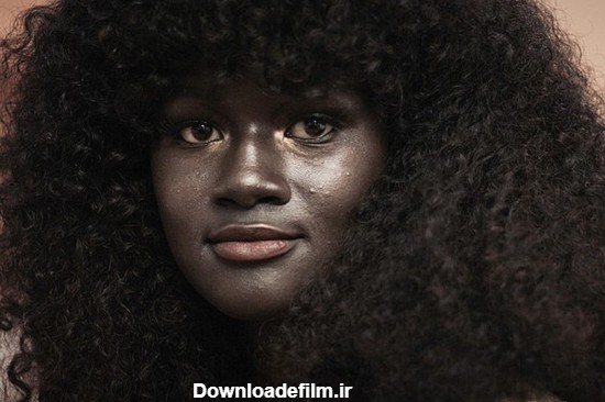 عکس های خوودیا دیوپ؛ دختری که سیاه ترین پوست دنیا را دارد!