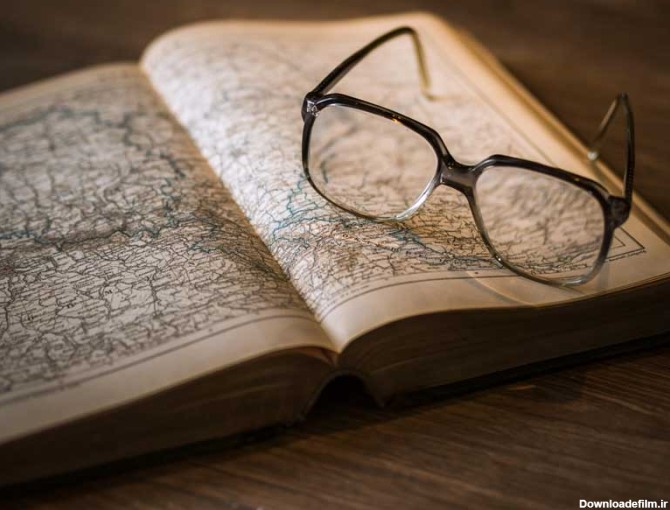 دانلود تصویر کتاب نقشه و عینک مطالعه