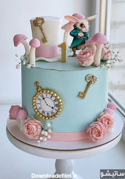 مدل کیک تولد دخترانه بری تم آلیس در سرزمین عجایب