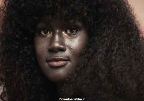 مدل زن سیاه پوست