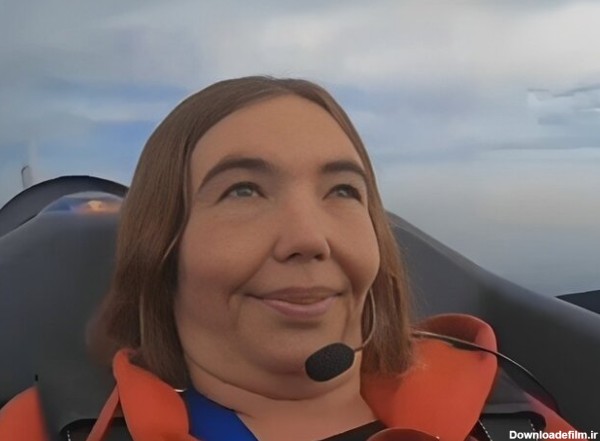 ببینید | تغییر عجیب چهره خلبان زن در شتاب مثبت ۹ G
