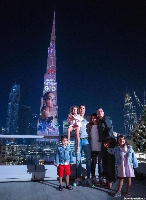 هدیه شوکه کننده رونالدو برای نامزدش جورجینا در برج خلیفه دبی+ تصاویر