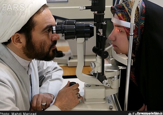 Noandish.com::: عکس: چشم پزشکی حجت الاسلام خاتمی