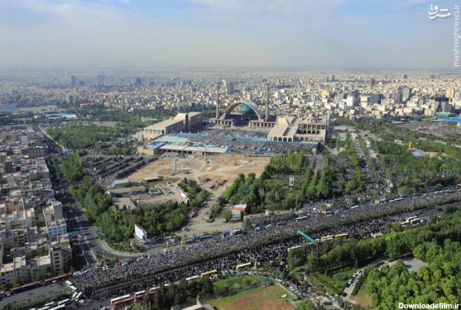 مشرق نیوز - تصویر هوایی از نماز عید فطر در مصلی تهران