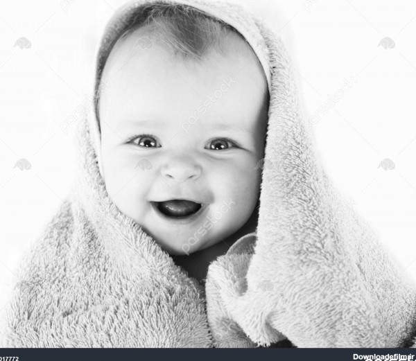 عکس های سیاه و سفید از کودک مبارک با حوله 1017772